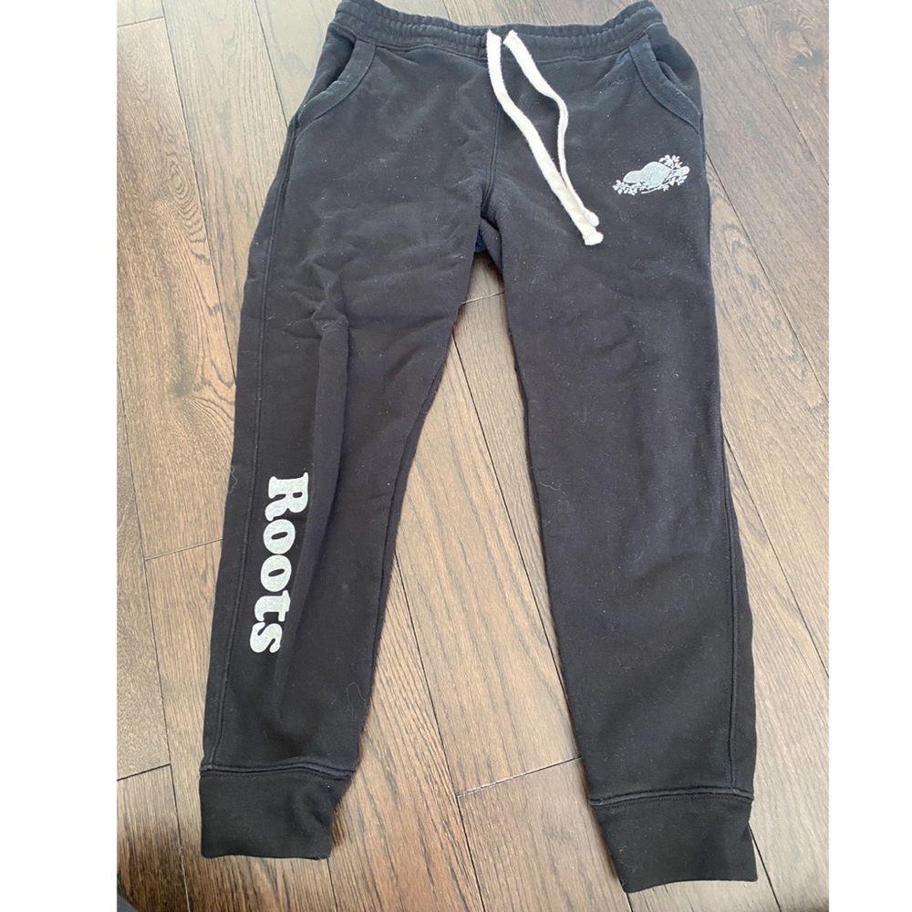 Root Kids Sweatpants in size small